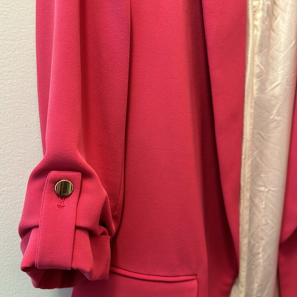 Hot pink blazer, fitted - Picture 3 of 3